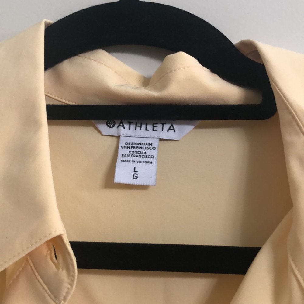 Athleta button up blouse.  Great light weight material. Great for gym or home - Picture 2 of 6